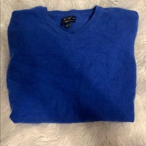 100% cashmere blue sweater